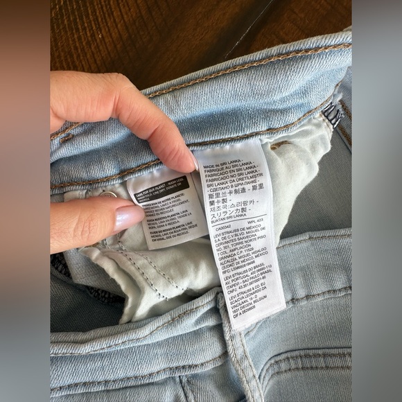 Levi’s Light Blue Jeans - 724 High Rise Straight Crop Size 29 - Picture 5 of 12
